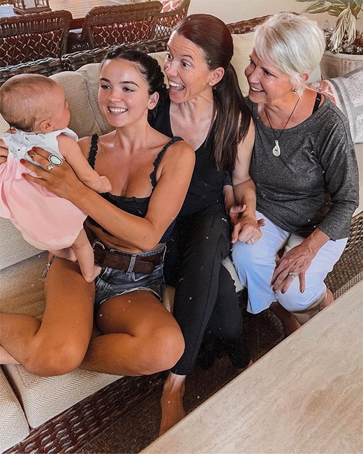 Bekah Martinez, Con gái, Ruth, Mẹ, Bà, Ngày của Mẹ 2019
